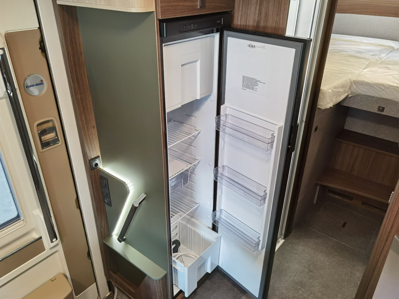 Autocaravana perfilada Eura Mobil PROFILA T 726 EF / -2025-/RAUMBAD & EINZELBETTEN: foto 20