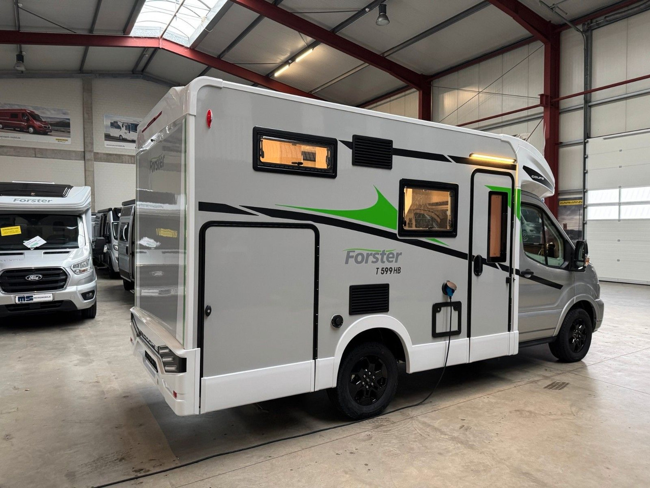 Forster T 599 HBN COUPÈ /-2026-/ 165PS-8G / SILVER-PAKET - Autocaravana perfilada: foto 4 Forster T 599 HBN COUPÈ /-2026-/ 165PS-8G / SILVER-PAKET - Autocaravana perfilada: foto 4