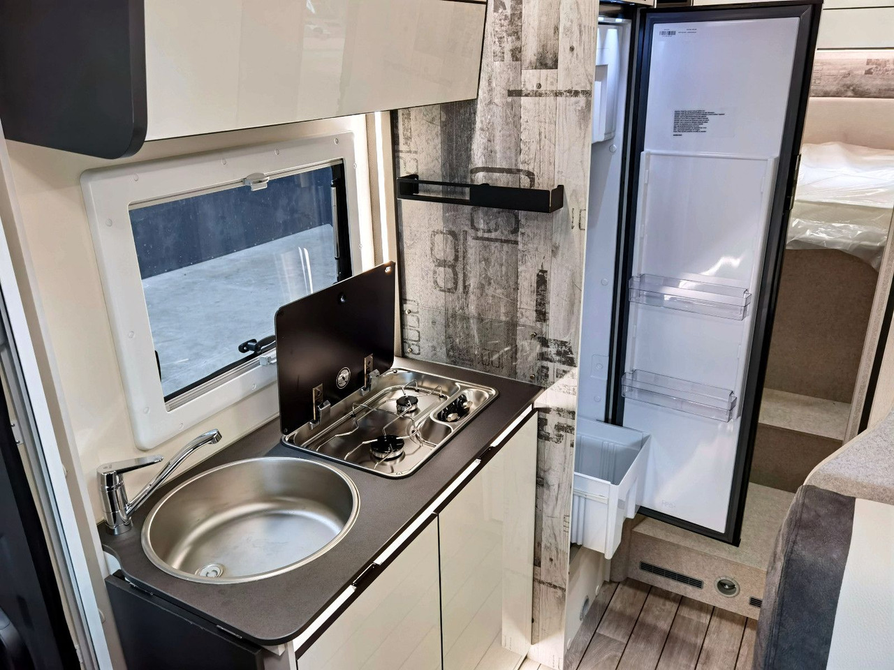 Autocaravana perfilada Forster T 669 EBN COUPÈ / -2025- / 165PS / EINZELBETTEN: foto 16