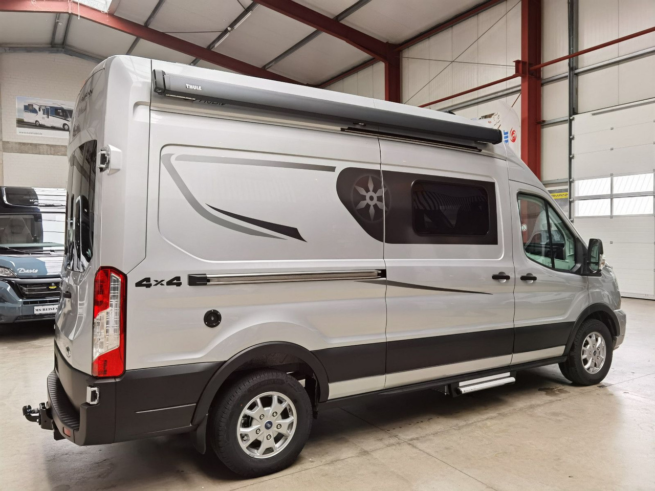 Karmann DEXTER 570 /170PS-4x4 /SOLAR/ AHK / EINZELBETTEN - Cámper: foto 4 Karmann DEXTER 570 /170PS-4x4 /SOLAR/ AHK / EINZELBETTEN - Cámper: foto 4