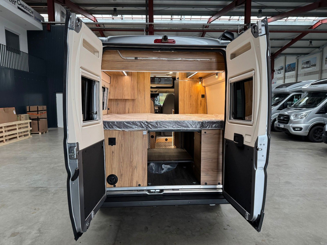 Arrendamiento de  Karmann DEXTER 580 / MODELL 2026 / CONCEPT PLUS-PAKET Karmann DEXTER 580 / MODELL 2026 / CONCEPT PLUS-PAKET: foto 10