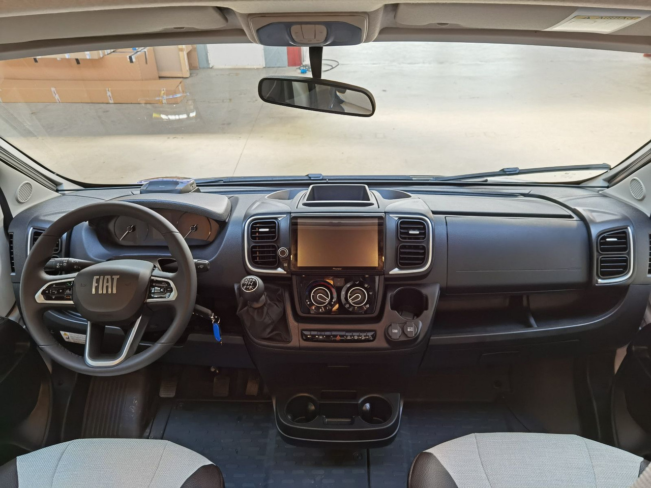 Arrendamiento de  Weinsberg CARACOMPACT 600 MEG EDITION PEPPER / MODELL 2025 Weinsberg CARACOMPACT 600 MEG EDITION PEPPER / MODELL 2025: foto 10