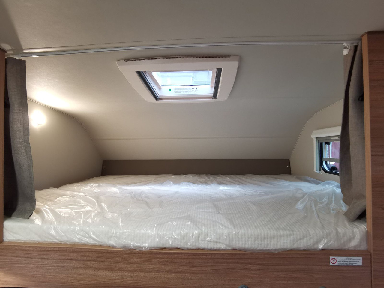 Autocaravana capuchina Weinsberg CARAHOME 550 MG /- 2025 - / 140 PS / NUR 5.97M: foto 20 Autocaravana capuchina Weinsberg CARAHOME 550 MG /- 2025 - / 140 PS / NUR 5.97M: foto 20