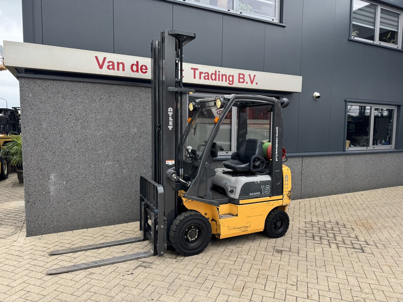 Atlet Atlet P1D1A15LT Triplo 650 Freelift/Sideshift 760UUR LPG 2012 - Carretilla elevadora de gas: foto 2 Atlet Atlet P1D1A15LT Triplo 650 Freelift/Sideshift 760UUR LPG 2012 - Carretilla elevadora de gas: foto 2