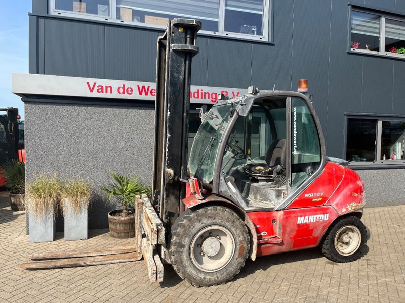 Manitou MSI50T MSI 50T duplo450 SIDESHIFT LUCHTBANDEN 2015 - Carretilla elevadora diésel: foto 2 Manitou MSI50T MSI 50T duplo450 SIDESHIFT LUCHTBANDEN 2015 - Carretilla elevadora diésel: foto 2