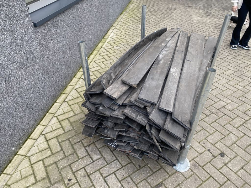 Maquinaria de construcción Rubber rubberschuif modderschuif rubber afval rubbers strips rubbers sllijtstrip: foto 6