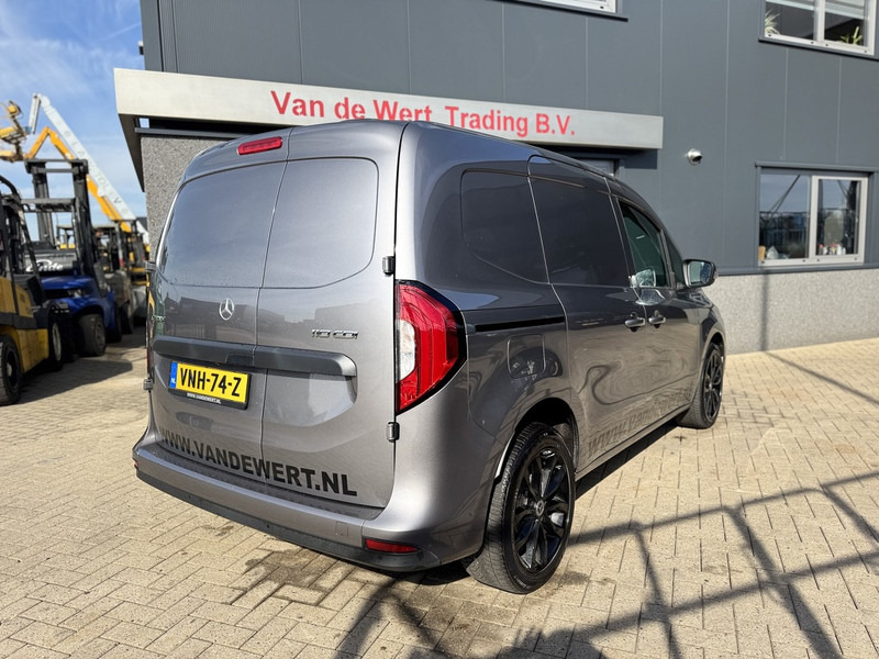 Mercedes-Benz Citan 110 CDI 95PK Diesel 2021 Airco / DAB + / Apple Carplay / Camera / LM Velgen / Cruise control / Navi Zeer Net! - Furgoneta caja cerrada: foto 4 Mercedes-Benz Citan 110 CDI 95PK Diesel 2021 Airco / DAB + / Apple Carplay / Camera / LM Velgen / Cruise control / Navi Zeer Net! - Furgoneta caja cerrada: foto 4