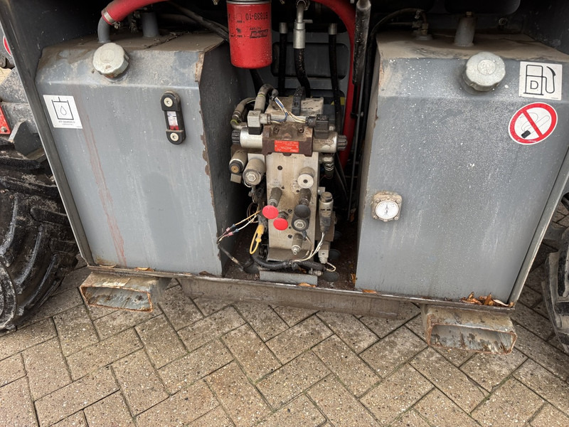 Plataforma de tijeras Skyjack SJ 6832RT Schaarhoogwerker SCISSOR 2014 4X4 Kubota Diesel 12M Werkhoogte: foto 12 Plataforma de tijeras Skyjack SJ 6832RT Schaarhoogwerker SCISSOR 2014 4X4 Kubota Diesel 12M Werkhoogte: foto 12