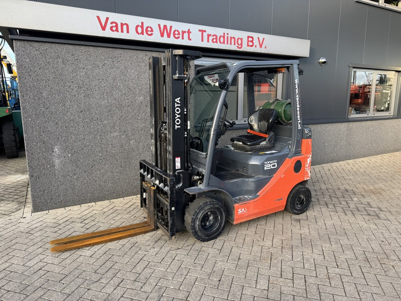 Toyota 02-8FGKF20 Triplo 470 Freelift/Sideshift 2020 Lpg - Carretilla elevadora de gas: foto 2 Toyota 02-8FGKF20 Triplo 470 Freelift/Sideshift 2020 Lpg - Carretilla elevadora de gas: foto 2