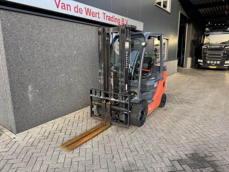 Toyota 02-8FGKF20 Triplo 470 Freelift/Sideshift 2020 Lpg - Carretilla elevadora de gas: foto 3 Toyota 02-8FGKF20 Triplo 470 Freelift/Sideshift 2020 Lpg - Carretilla elevadora de gas: foto 3