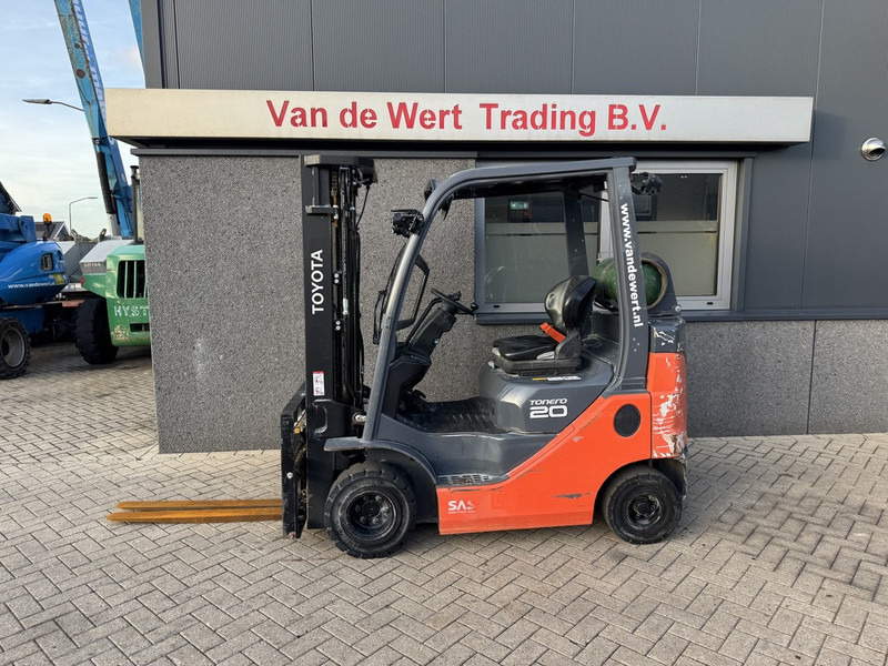 Toyota 02-8FGKF20 Triplo 470 Freelift/Sideshift 2020 Lpg - Carretilla elevadora de gas: foto 1 Toyota 02-8FGKF20 Triplo 470 Freelift/Sideshift 2020 Lpg - Carretilla elevadora de gas: foto 1