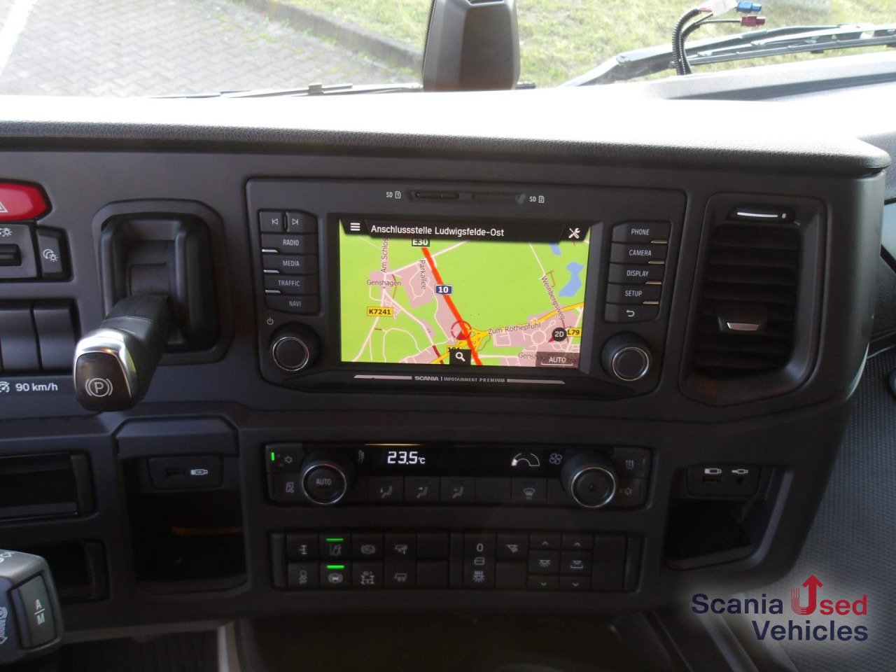 Cabeza tractora SCANIA R 460 A4x2NA Schubbodenhydraulik: foto 14