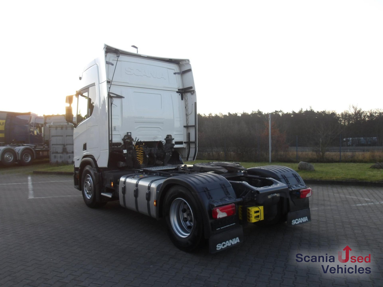 Cabeza tractora SCANIA R 460 A4x2NA Schubbodenhydraulik: foto 8