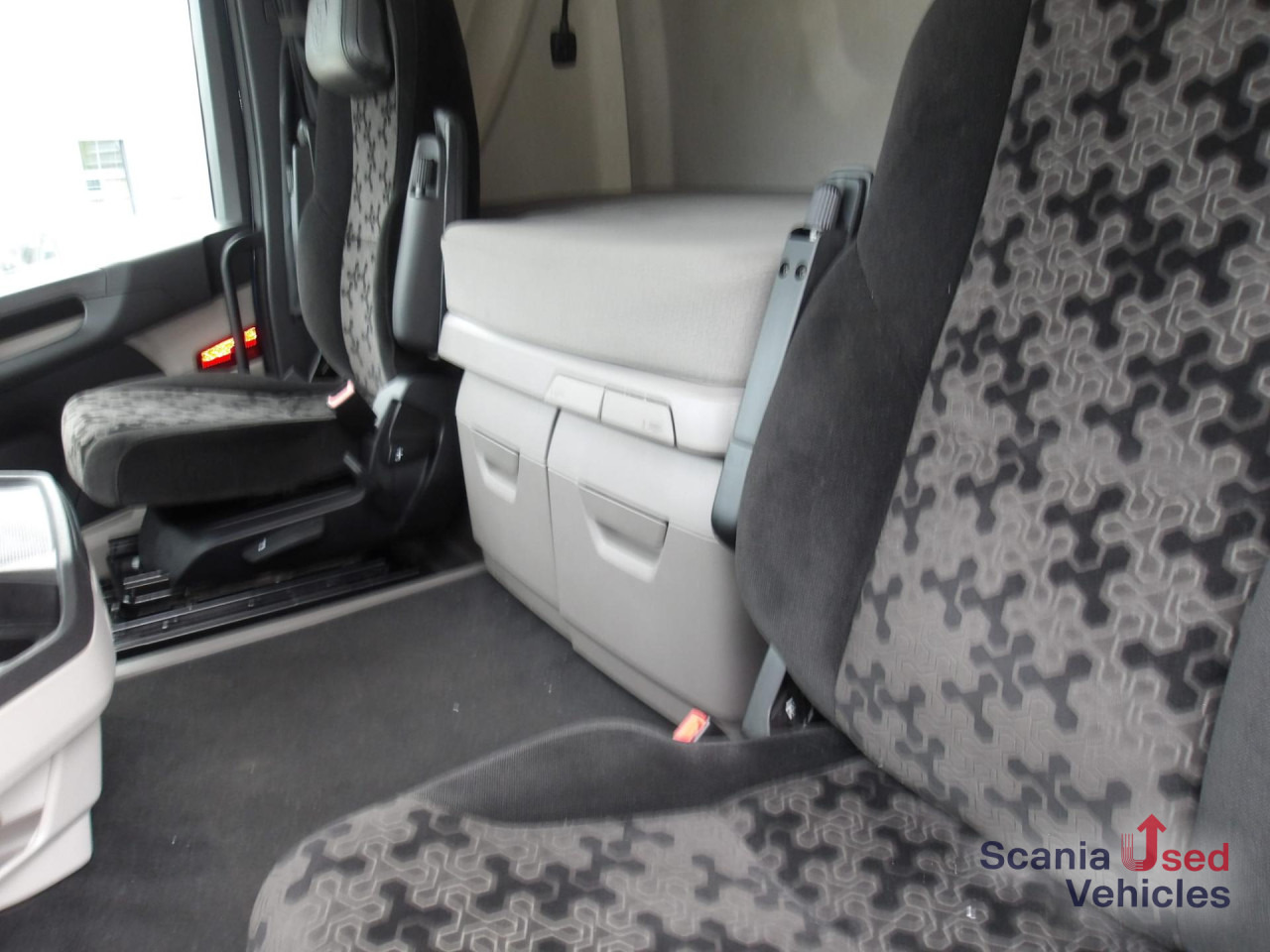 SCANIA R 500 A4x2NB Full Air, Hydraulic - Cabeza tractora: foto 3 SCANIA R 500 A4x2NB Full Air, Hydraulic - Cabeza tractora: foto 3