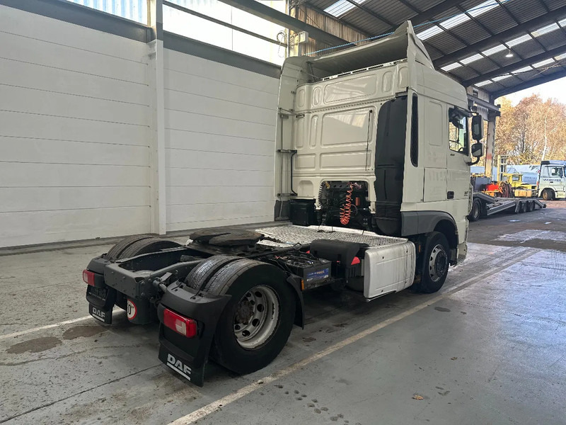 DAF XF 106.460 SPACECAB - Cabeza tractora: foto 5 DAF XF 106.460 SPACECAB - Cabeza tractora: foto 5