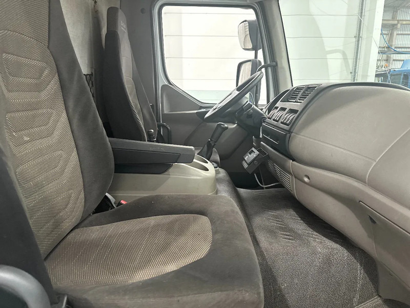 Camión frigorífico DAF LF 45 250 / VLEESHANGWERK/RAILS DE VIANDE/FLEISH BAHNEN: foto 13