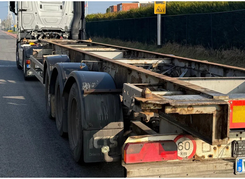 Fruehauf Containertransport - Semirremolque portacontenedore/ Intercambiable: foto 3 Fruehauf Containertransport - Semirremolque portacontenedore/ Intercambiable: foto 3