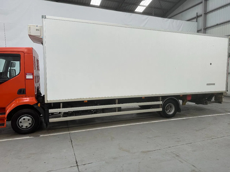 Renault D 12 220 / 264728 km - Camión frigorífico: foto 2 Renault D 12 220 / 264728 km - Camión frigorífico: foto 2