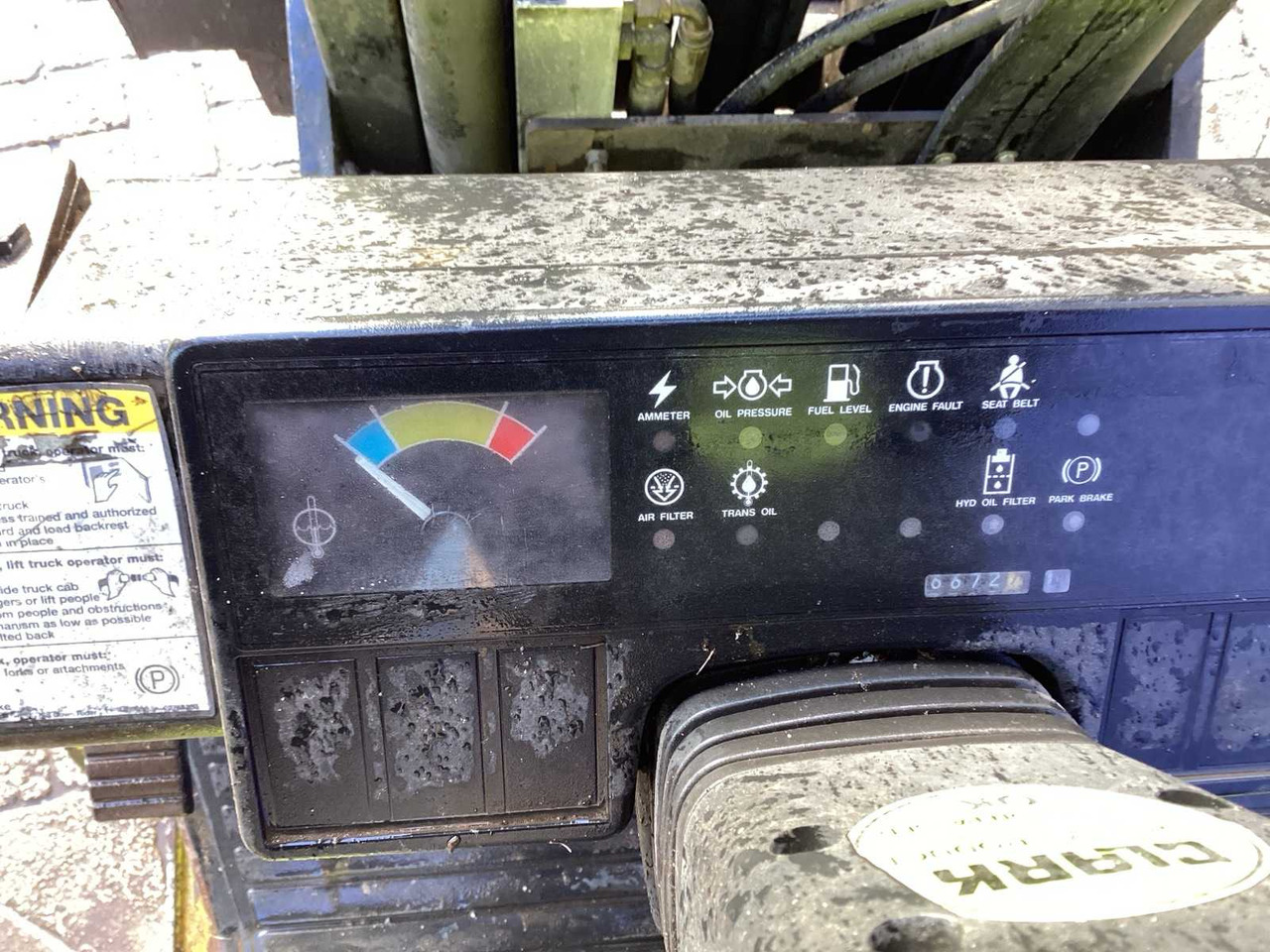 Carretilla elevadora 1999 CLARK CGC30 FORKLIFT 7300 MM: foto 14 Carretilla elevadora 1999 CLARK CGC30 FORKLIFT 7300 MM: foto 14