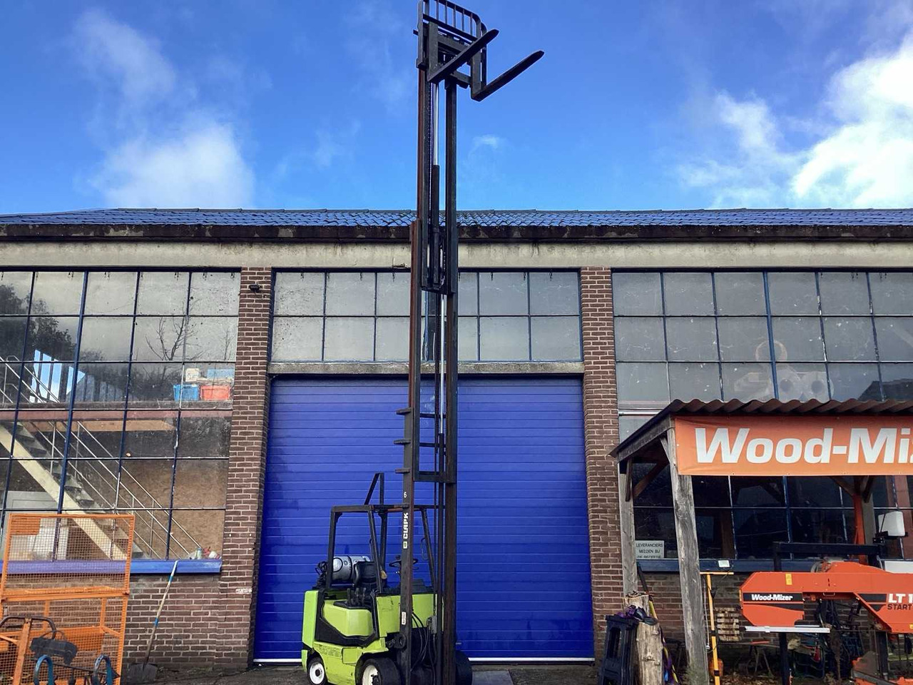 Carretilla elevadora 1999 CLARK CGC30 FORKLIFT 7300 MM: foto 9 Carretilla elevadora 1999 CLARK CGC30 FORKLIFT 7300 MM: foto 9