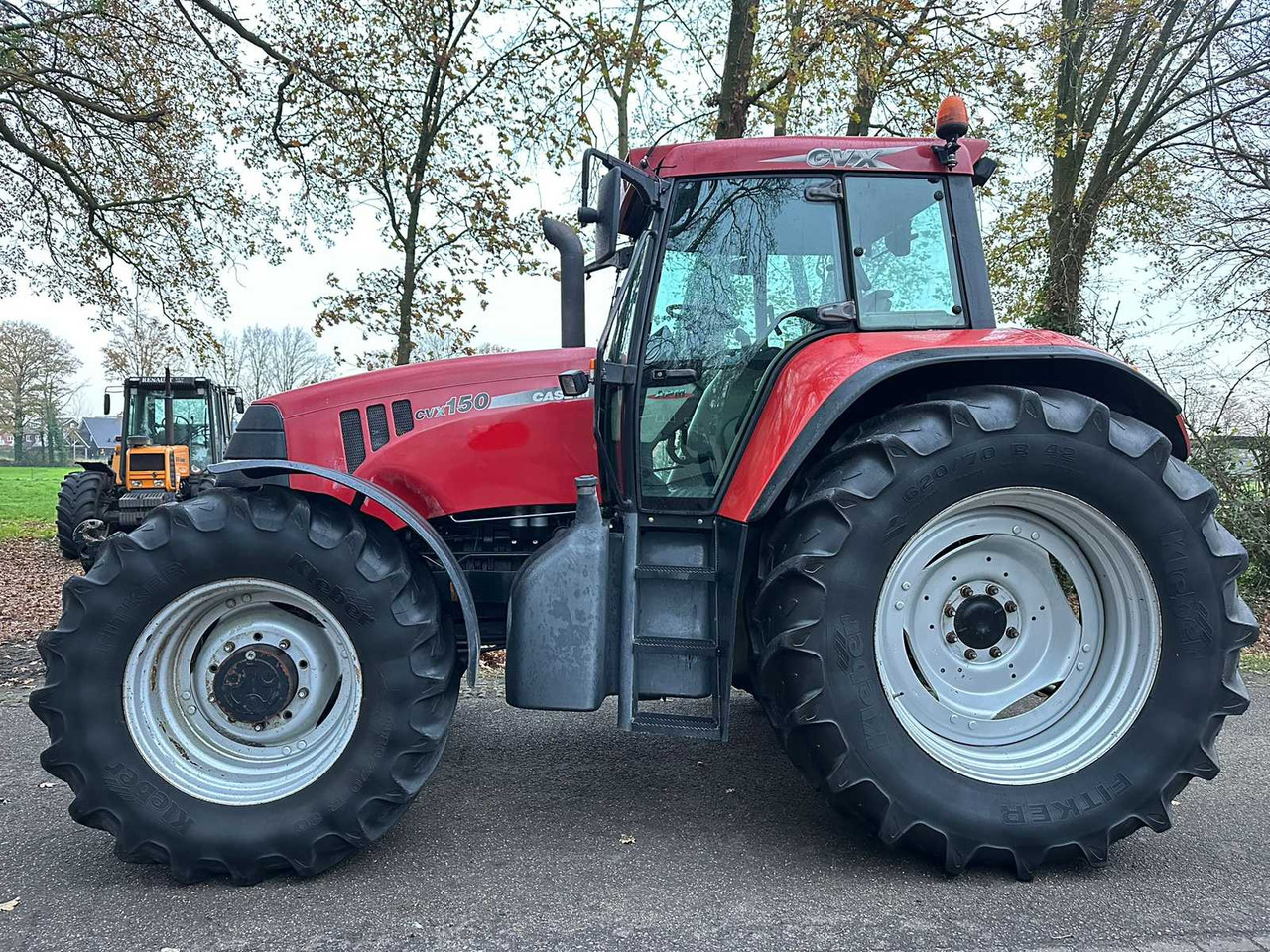 2001 CASE CVX 150 ALL-WHEEL DRIVE FARM TRACTOR - Tractor: foto 2 2001 CASE CVX 150 ALL-WHEEL DRIVE FARM TRACTOR - Tractor: foto 2