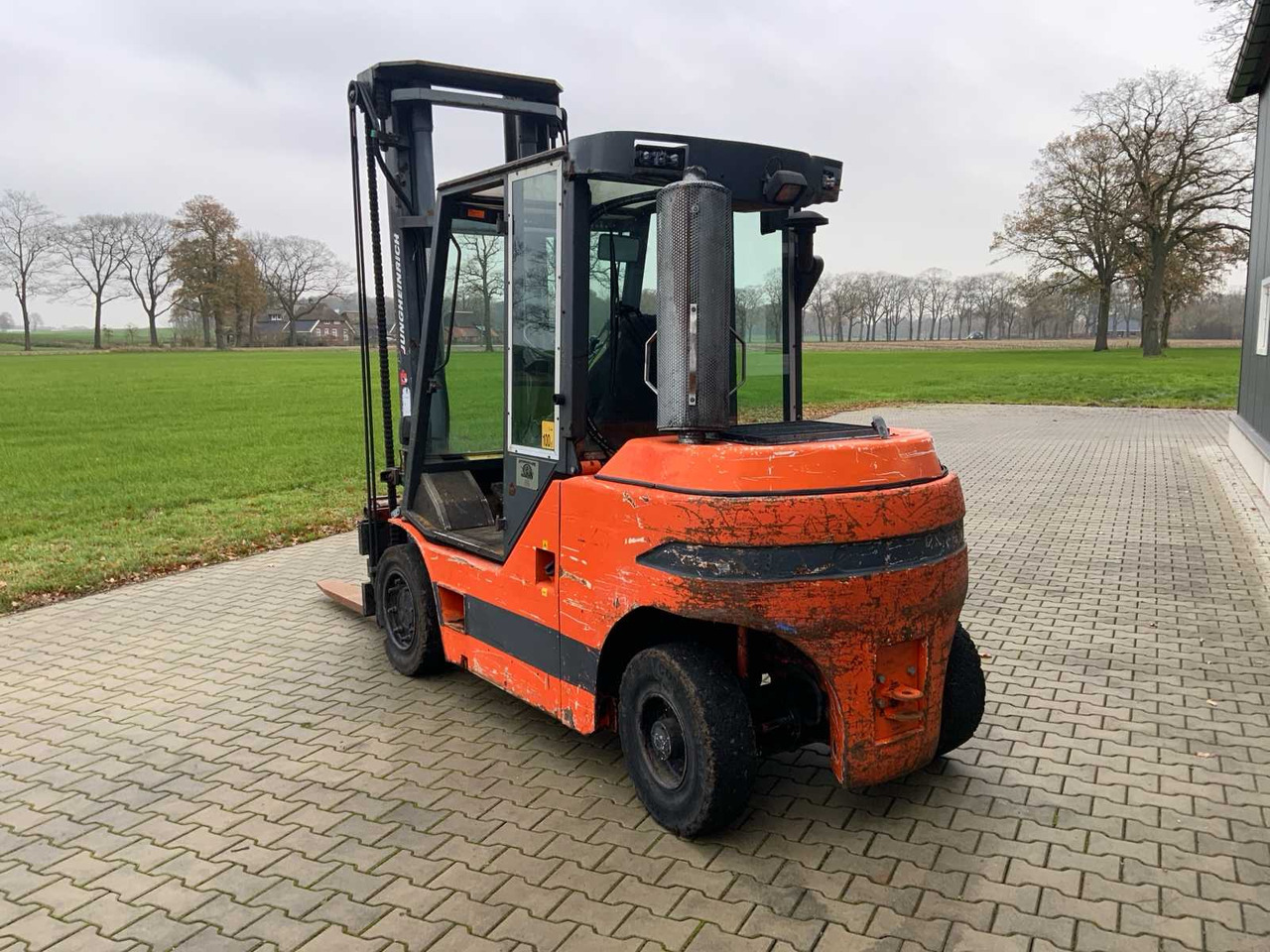 2003 DANTRUCK 8445DG2 FORKLIFT - Carretilla elevadora: foto 3 2003 DANTRUCK 8445DG2 FORKLIFT - Carretilla elevadora: foto 3