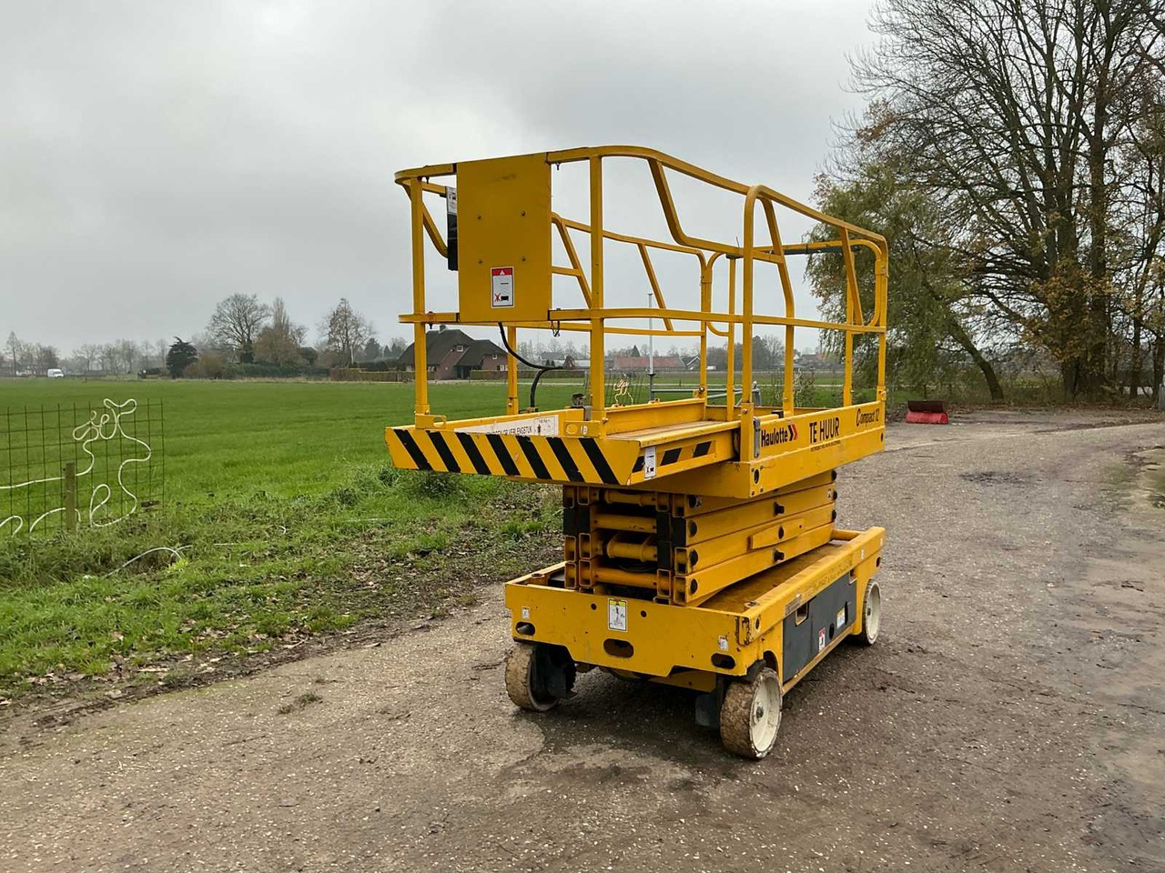 2003 PINGUELY - HAULOTTE COMPACT 12 AERIAL PLATFORM - Plataforma elevadora: foto 4 2003 PINGUELY - HAULOTTE COMPACT 12 AERIAL PLATFORM - Plataforma elevadora: foto 4