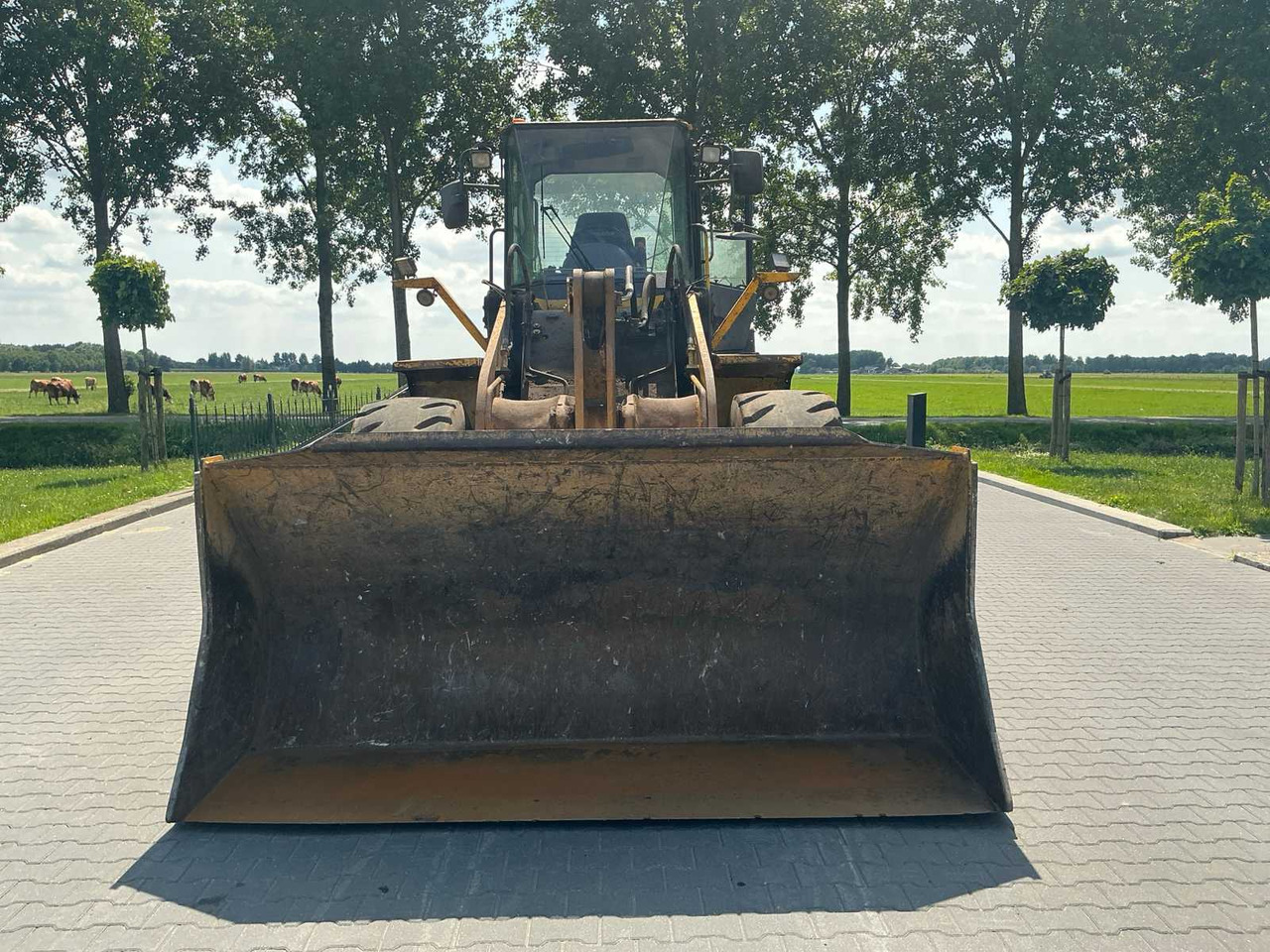 2005 KOMATSU WA320-5H SHOVEL - Cargadora de ruedas: foto 2 2005 KOMATSU WA320-5H SHOVEL - Cargadora de ruedas: foto 2