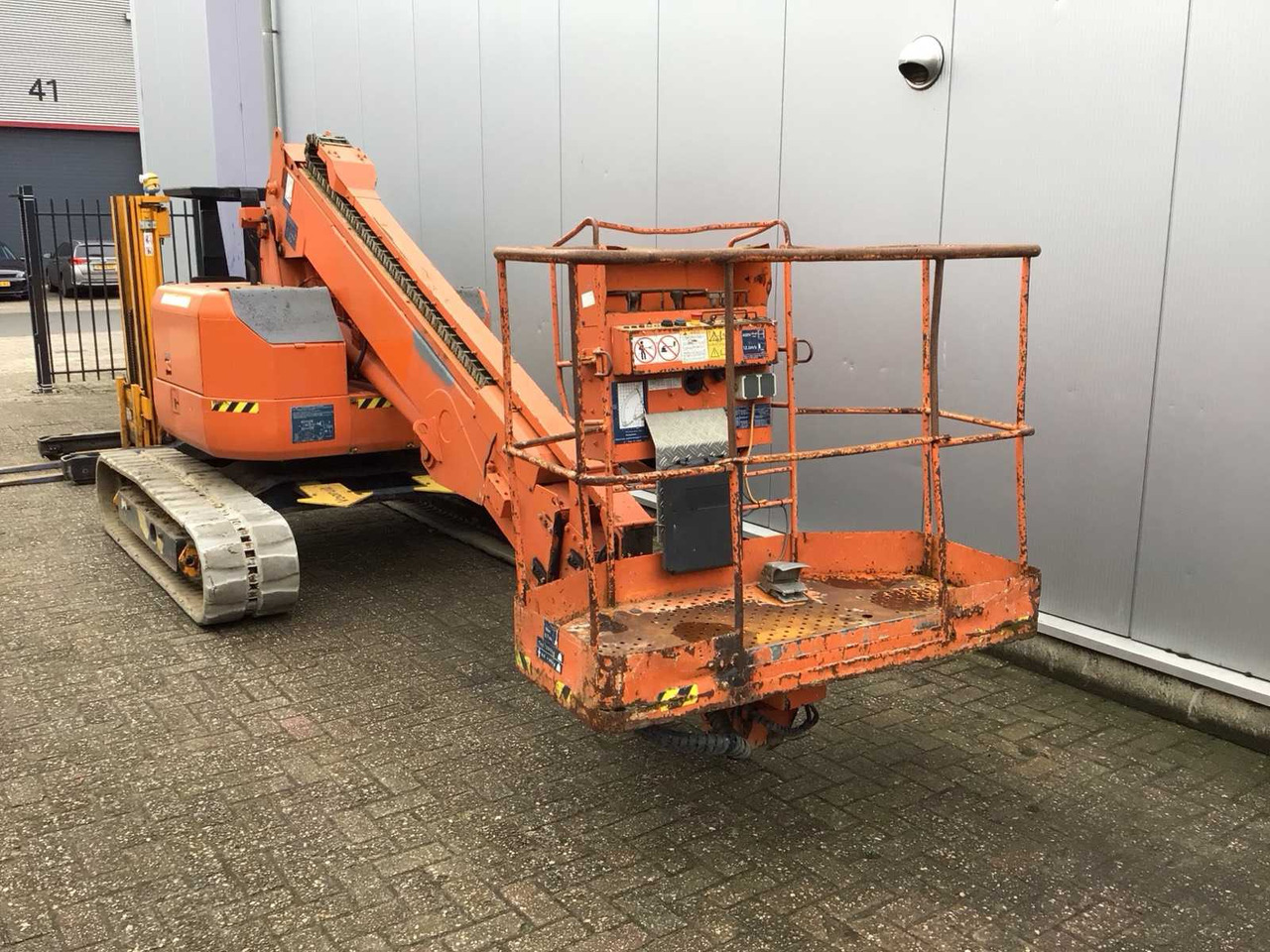 2007 HITACHI HX99B2 AERIAL WORK PLATFORM - Plataforma elevadora: foto 3 2007 HITACHI HX99B2 AERIAL WORK PLATFORM - Plataforma elevadora: foto 3