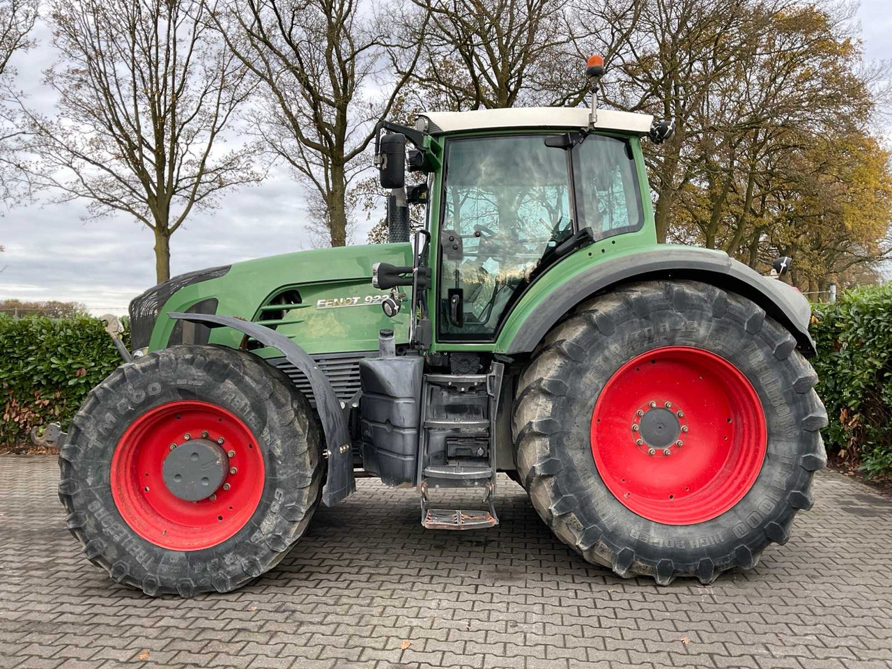 2008 FENDT 922 VARIO ALL-WHEEL DRIVE FARM TRACTOR - Tractor: foto 2 2008 FENDT 922 VARIO ALL-WHEEL DRIVE FARM TRACTOR - Tractor: foto 2