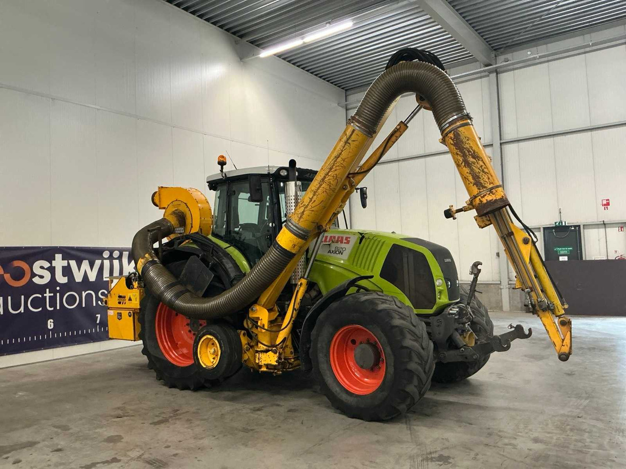 2009 CLAAS AXION 820 ALL-WHEEL DRIVE FARM TRACTOR - Tractor: foto 4 2009 CLAAS AXION 820 ALL-WHEEL DRIVE FARM TRACTOR - Tractor: foto 4