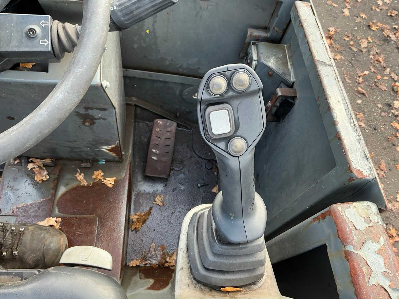 Cargadora de ruedas 2009 KRAMER ALLRAD 341-02 SHOVEL: foto 20 Cargadora de ruedas 2009 KRAMER ALLRAD 341-02 SHOVEL: foto 20