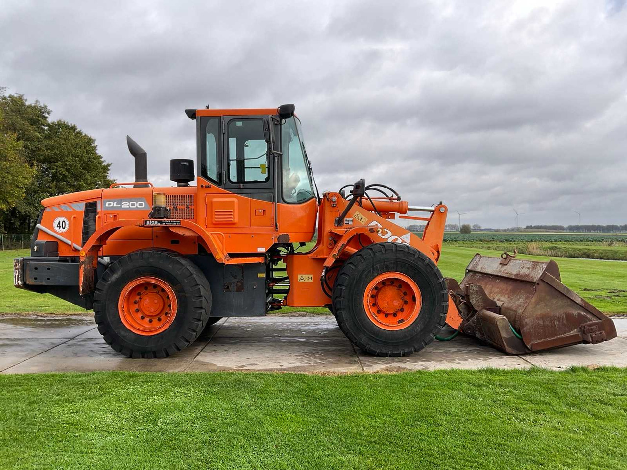 2011 DOOSAN DL200 SHOVEL - Cargadora de ruedas: foto 4 2011 DOOSAN DL200 SHOVEL - Cargadora de ruedas: foto 4