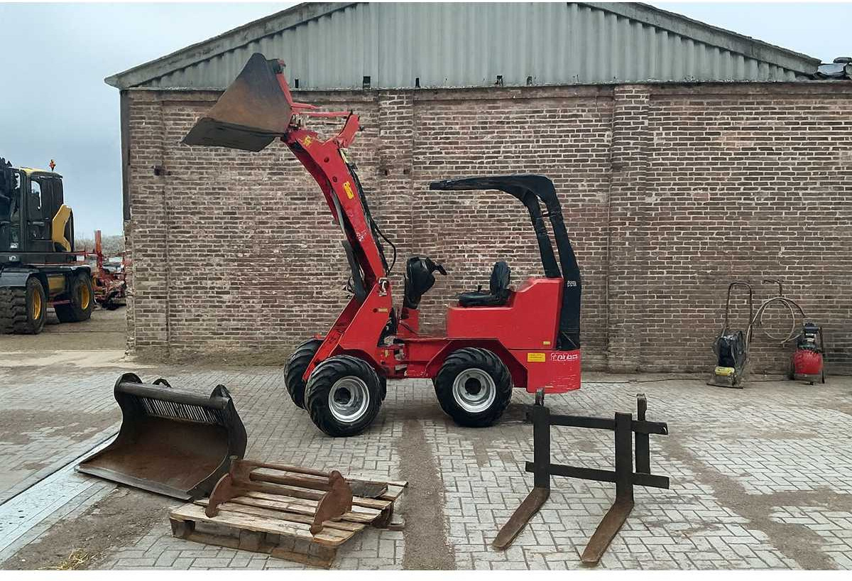 2011 MACKS 333 SHOVEL - Cargadora de ruedas: foto 2 2011 MACKS 333 SHOVEL - Cargadora de ruedas: foto 2