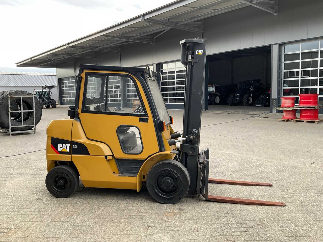 2013 CATERPILLAR DP40N FORKLIFT - Carretilla elevadora: foto 4 2013 CATERPILLAR DP40N FORKLIFT - Carretilla elevadora: foto 4