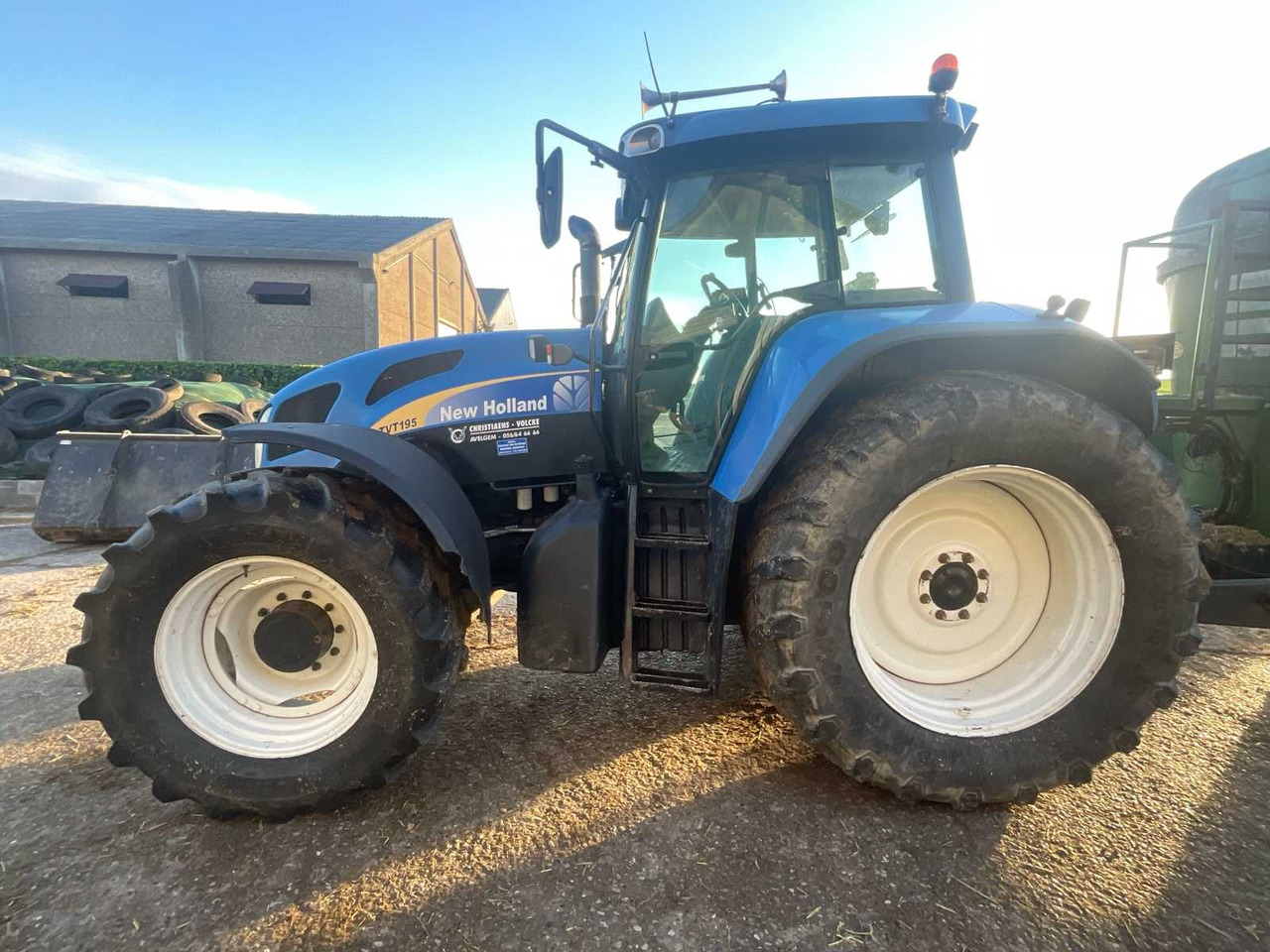 2014 NEW HOLLAND TVT195 4WD AGRICULTURAL TRACTOR 4WD - Tractor: foto 2 2014 NEW HOLLAND TVT195 4WD AGRICULTURAL TRACTOR 4WD - Tractor: foto 2