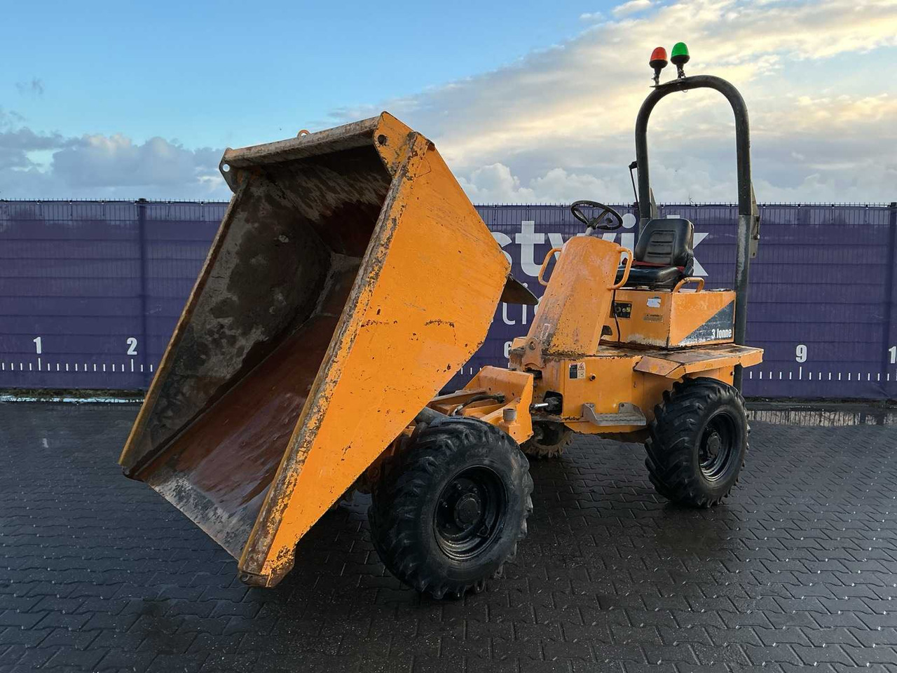 2014 THWAITES 3 TONNE DUMPER - Minidumper: foto 5 2014 THWAITES 3 TONNE DUMPER - Minidumper: foto 5
