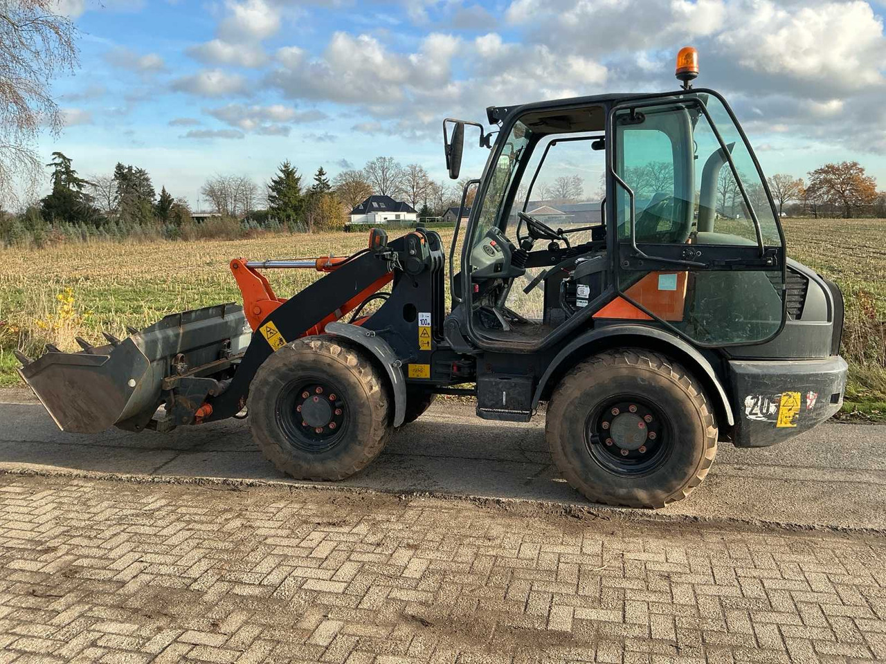 2015 KOMATSU WA70-7 SHOVEL - Cargadora de ruedas: foto 1 2015 KOMATSU WA70-7 SHOVEL - Cargadora de ruedas: foto 1