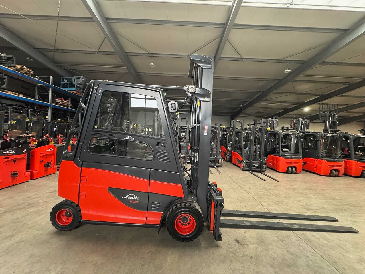 2015 SERVICE+UVV 11/2026 LINDE E35HL 3,500KG ELECTRIC FORKLIFT 10,865 HOURS E30 E40 - Carretilla elevadora: foto 4 2015 SERVICE+UVV 11/2026 LINDE E35HL 3,500KG ELECTRIC FORKLIFT 10,865 HOURS E30 E40 - Carretilla elevadora: foto 4