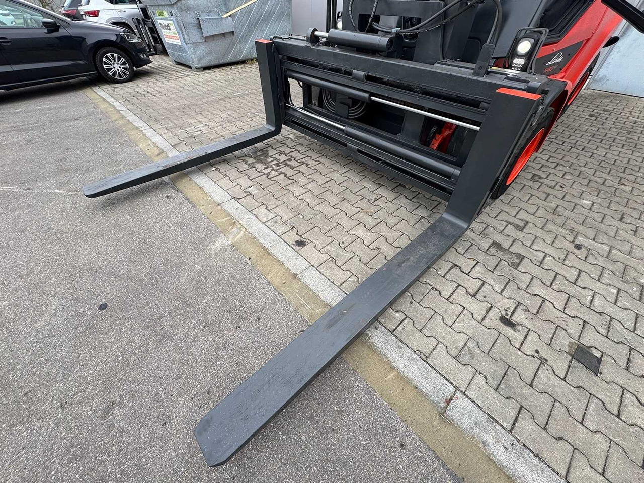 2016 LINDE H80D-900 H80 8,000KG DIESEL FORKLIFT FORKLIFT 3+4TH VALVE ZVG+SS 5,446 HOURS. - Carretilla elevadora: foto 3 2016 LINDE H80D-900 H80 8,000KG DIESEL FORKLIFT FORKLIFT 3+4TH VALVE ZVG+SS 5,446 HOURS. - Carretilla elevadora: foto 3