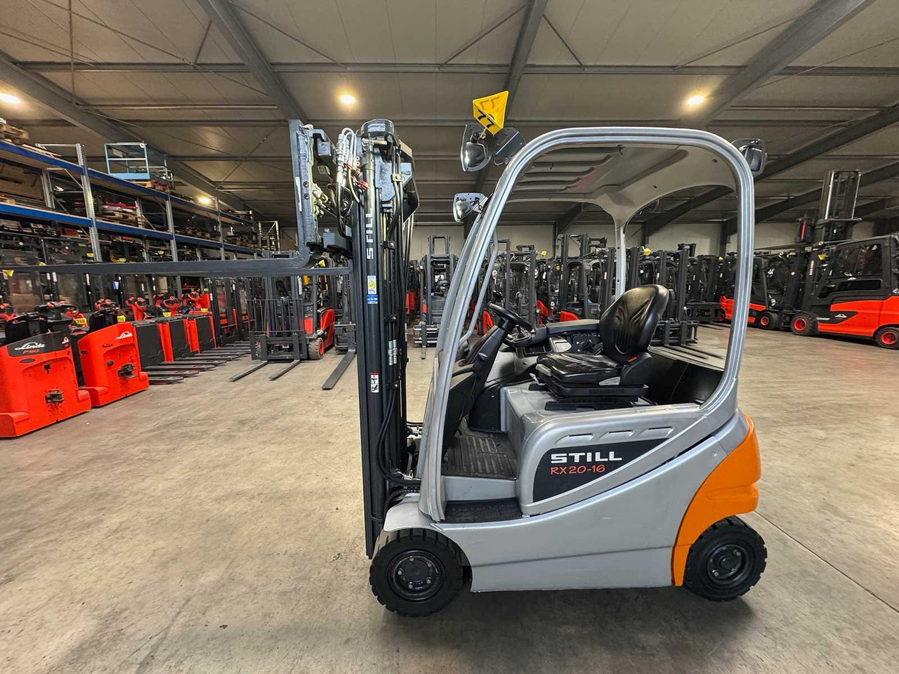 2016 SERVICE + UVV 09/2026 STILL RX20-16P 1.600KG TRIPLEX 490CM 3.+4. VALVE FORK ADJUSTER ELECTRIC FORKLIFT 6.167 HOURS - Carretilla elevadora: foto 1 2016 SERVICE + UVV 09/2026 STILL RX20-16P 1.600KG TRIPLEX 490CM 3.+4. VALVE FORK ADJUSTER ELECTRIC FORKLIFT 6.167 HOURS - Carretilla elevadora: foto 1