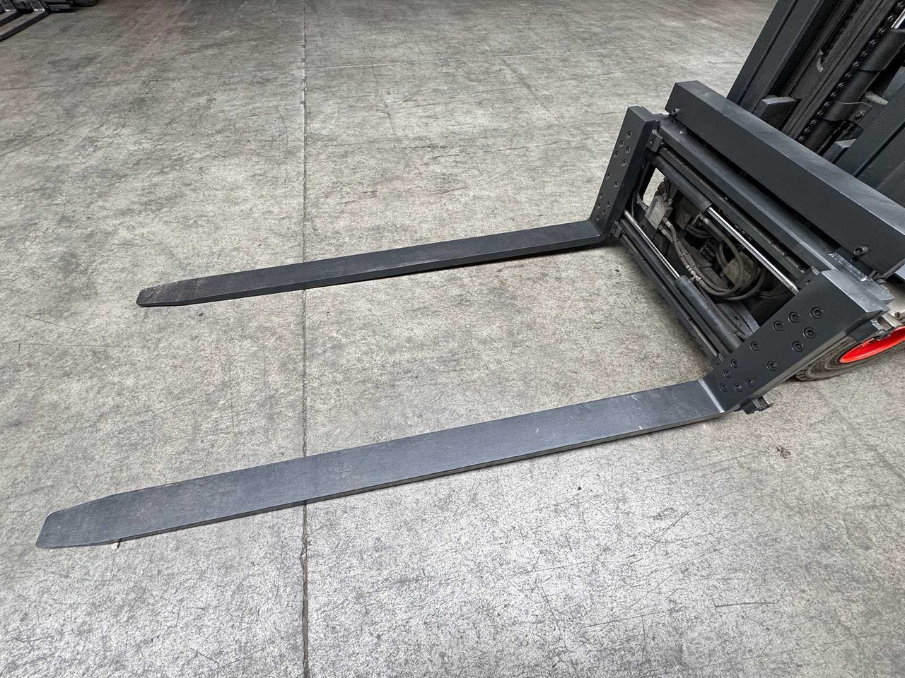 2018 SERVICE + UVV 07/2026 LINDE E30L TRIPLEX 3.+4. - Carretilla elevadora: foto 5 2018 SERVICE + UVV 07/2026 LINDE E30L TRIPLEX 3.+4. - Carretilla elevadora: foto 5