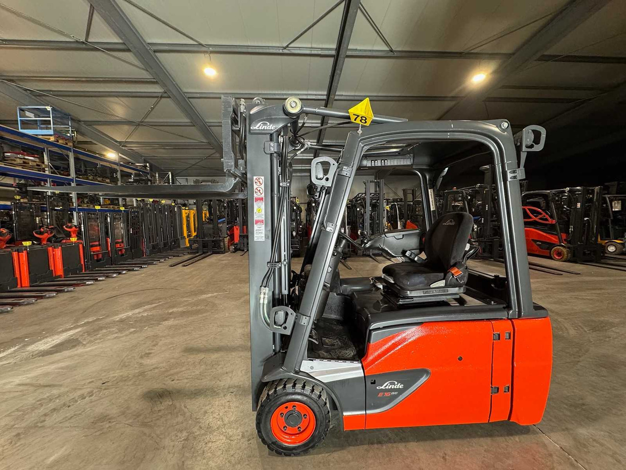 2020 LINDE E16L EVO DUPLEX FREE LIFT 3RD + 4TH VALVE ELECTRIC FORKLIFT 10,364 HOURS - Carretilla elevadora: foto 1 2020 LINDE E16L EVO DUPLEX FREE LIFT 3RD + 4TH VALVE ELECTRIC FORKLIFT 10,364 HOURS - Carretilla elevadora: foto 1