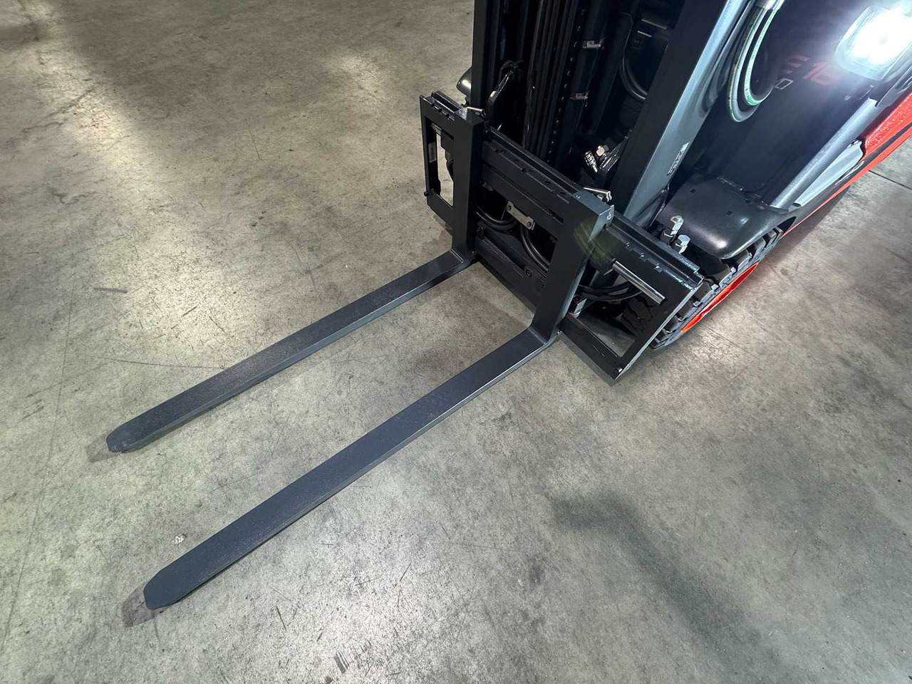 2020 SERVICE+UVV 10/2026 LINDE E16 DUPLEX FREE LIFT 3RD + 4TH VALVE ELECTRIC FORKLIFT 12,549 HOURS - Carretilla elevadora: foto 5 2020 SERVICE+UVV 10/2026 LINDE E16 DUPLEX FREE LIFT 3RD + 4TH VALVE ELECTRIC FORKLIFT 12,549 HOURS - Carretilla elevadora: foto 5