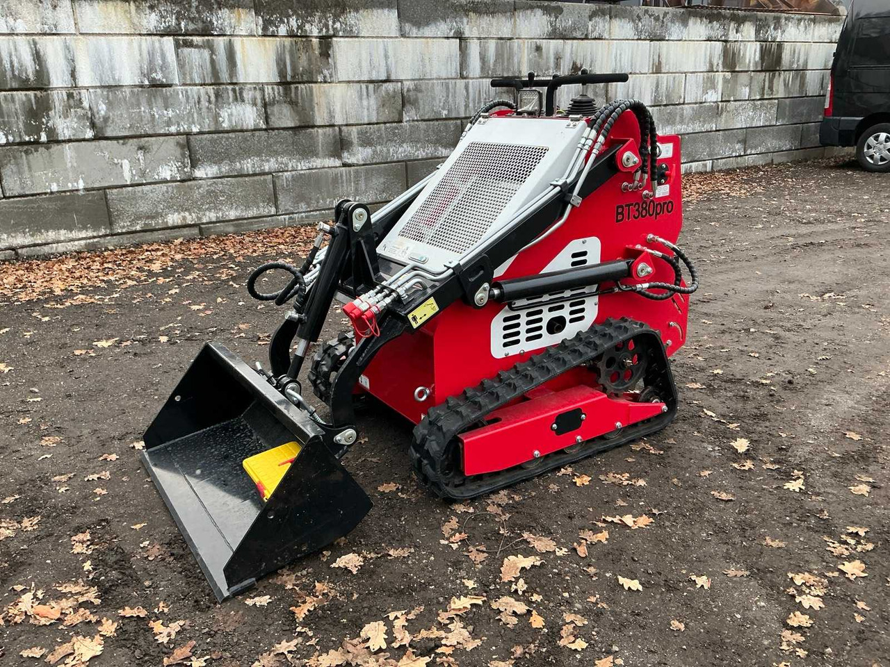 2025 BISON TEK BT380 PRO SKID STEER LOADER UNUSED - Minicargadora de cadenas: foto 1 2025 BISON TEK BT380 PRO SKID STEER LOADER UNUSED - Minicargadora de cadenas: foto 1