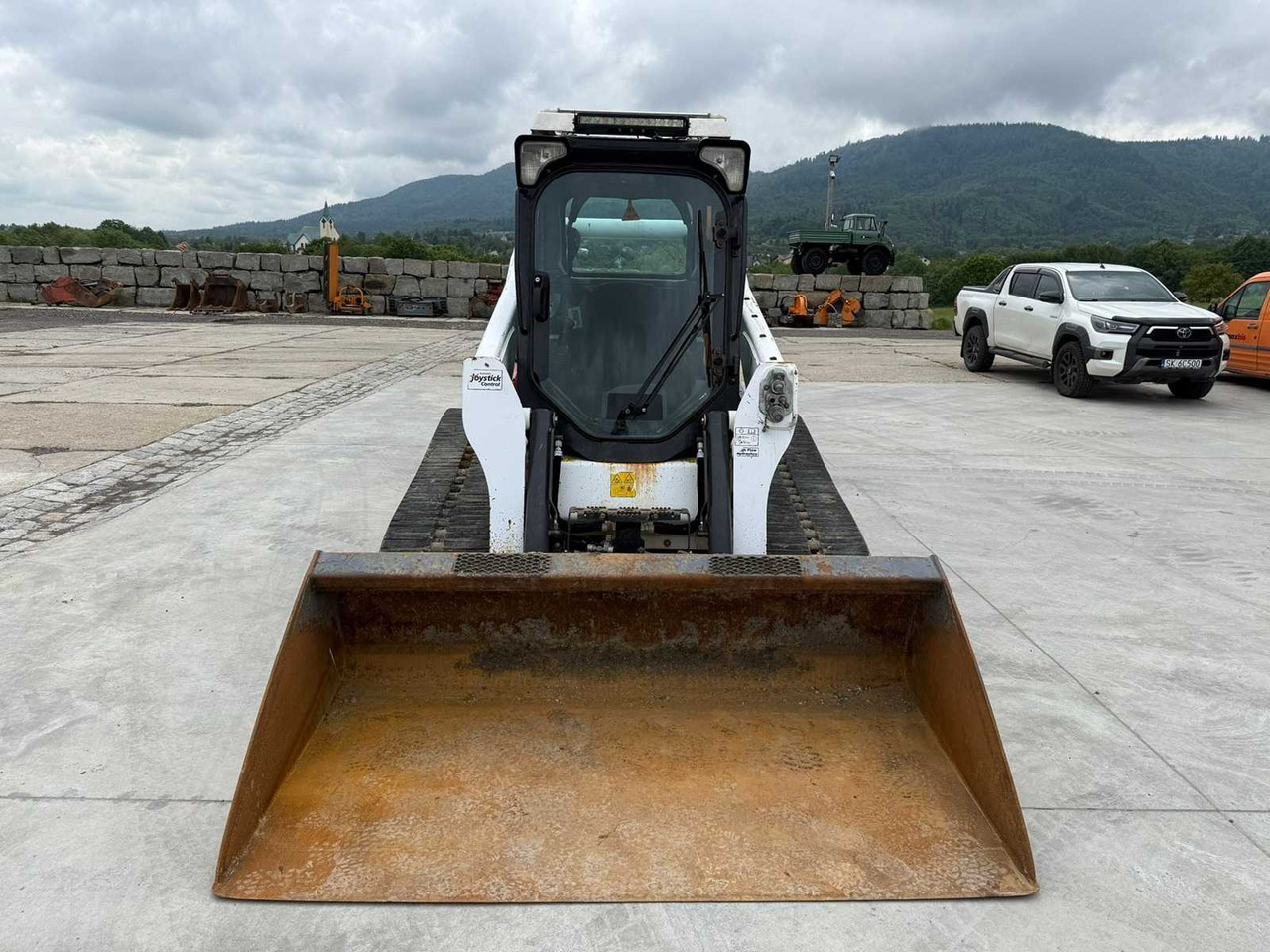 BOBCAT T770 TRACK LOADER - Minicargadora de cadenas: foto 2 BOBCAT T770 TRACK LOADER - Minicargadora de cadenas: foto 2