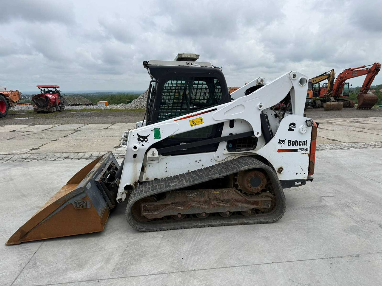 BOBCAT T770 TRACK LOADER - Minicargadora de cadenas: foto 4 BOBCAT T770 TRACK LOADER - Minicargadora de cadenas: foto 4