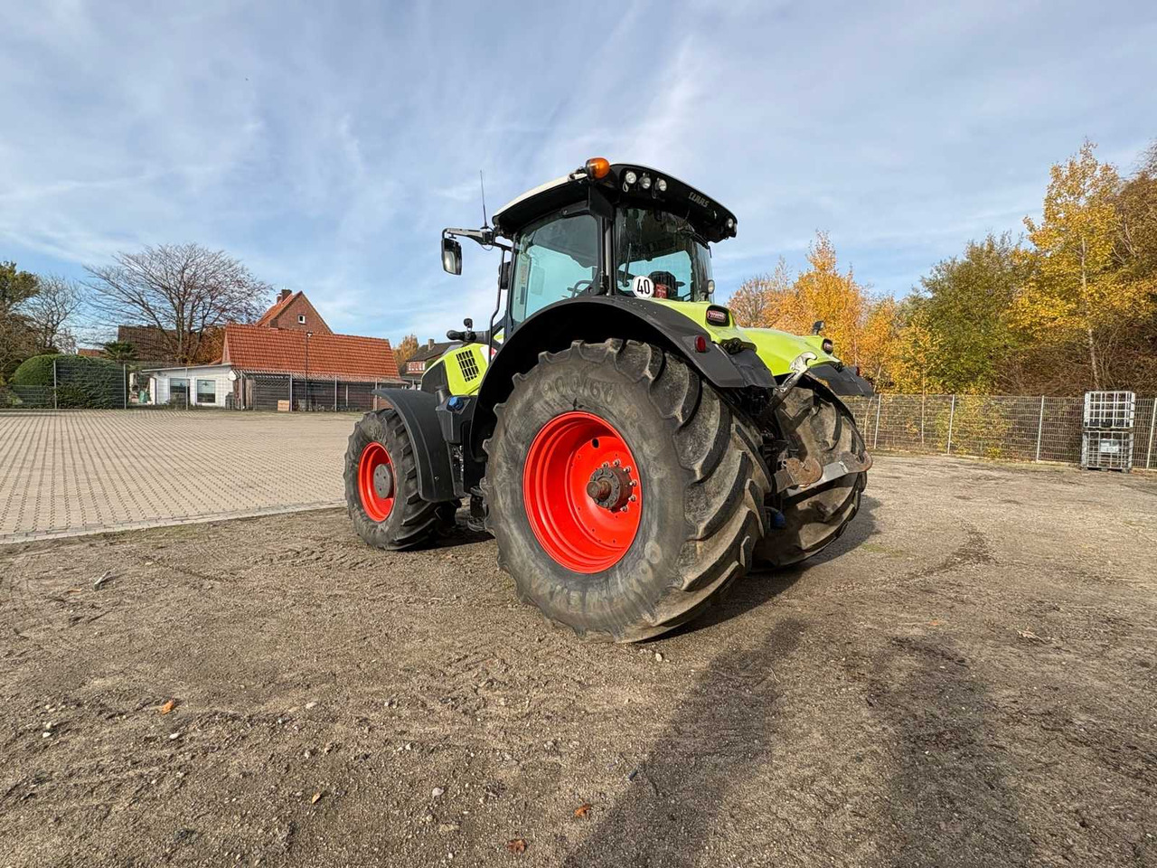 CLAAS ARION 850 C-MATIC FARM TRACTOR WITH ALL-WHEEL DRIVE - Tractor: foto 3 CLAAS ARION 850 C-MATIC FARM TRACTOR WITH ALL-WHEEL DRIVE - Tractor: foto 3
