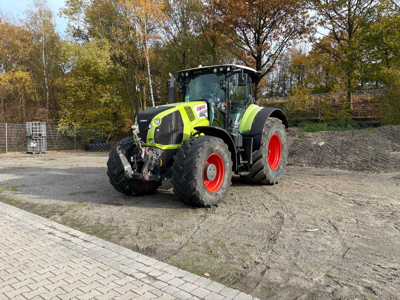 CLAAS ARION 850 C-MATIC FARM TRACTOR WITH ALL-WHEEL DRIVE - Tractor: foto 1 CLAAS ARION 850 C-MATIC FARM TRACTOR WITH ALL-WHEEL DRIVE - Tractor: foto 1