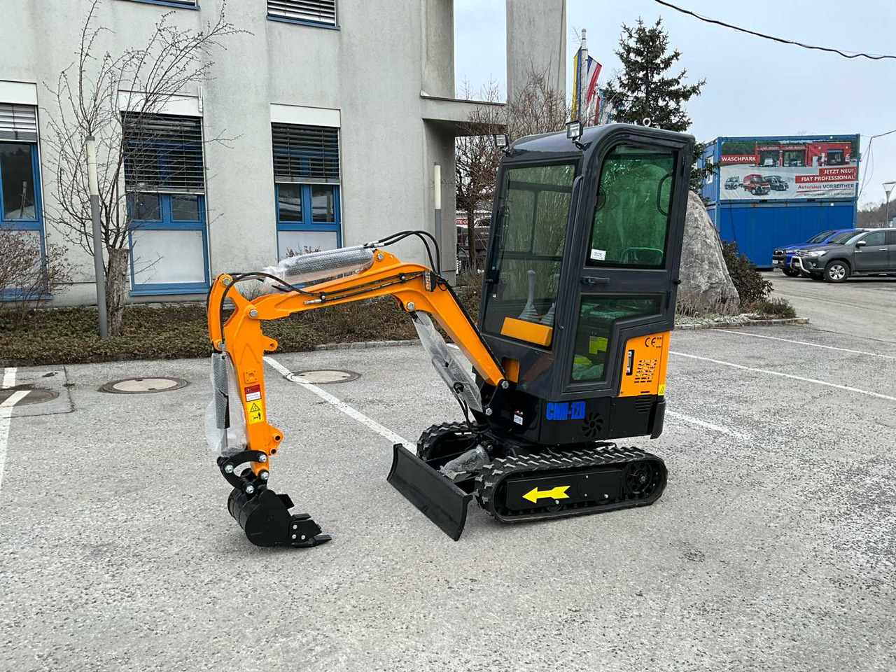 CNM-10 - Miniexcavadora: foto 1 CNM-10 - Miniexcavadora: foto 1